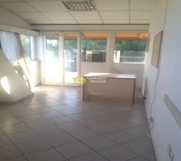 Office 284m<sup>2</sup> for rent photo 20