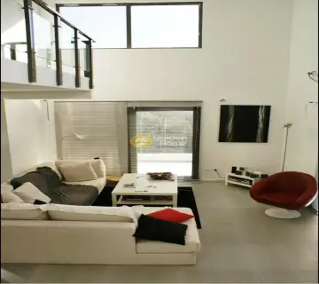 Maisonette Attached 250m<sup>2</sup> for sale photo 14