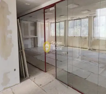 Office 161m<sup>2</sup> for rent photo 3