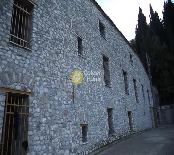 Independent Building 3000m<sup>2</sup> for sale photo 7