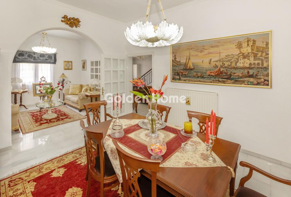 Maisonette Attached 262m<sup>2</sup> for sale display photo
