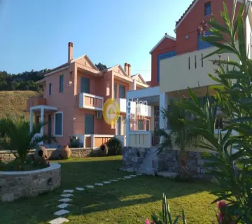 Residence complex 516m<sup>2</sup> for sale photo 1