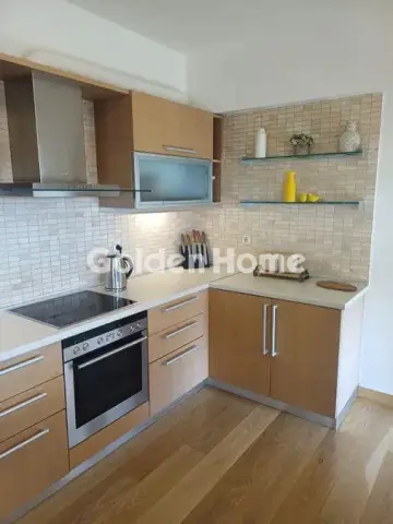 Floor Apartment 96m<sup>2</sup> for rent photo 5343199