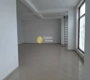 店铺 309m<sup>2</sup> for rent photo 2