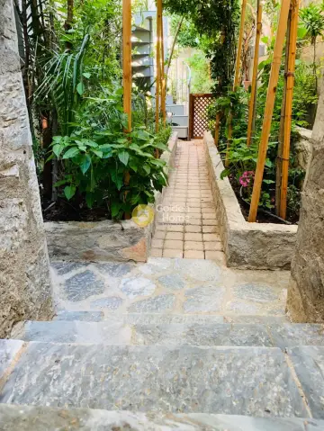Floor Apartment 212m<sup>2</sup> for rent photo 37