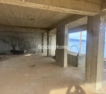 Independent Maisonette 340m<sup>2</sup> for sale photo 4887587