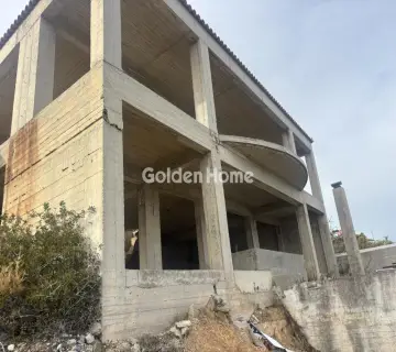 Independent Maisonette 340m<sup>2</sup> for sale photo 1