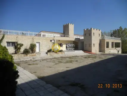 Hotel 30000m<sup>2</sup> for sale photo 2