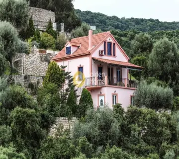 House 154m<sup>2</sup> for sale photo 4