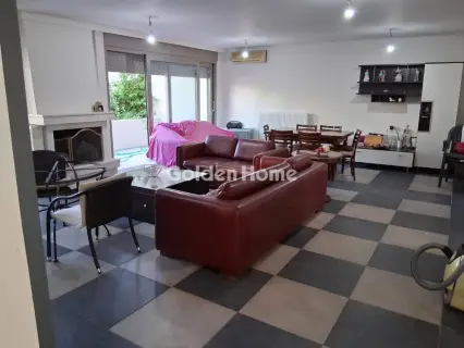 Independent Maisonette 395m<sup>2</sup> for sale photo 5