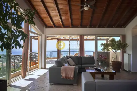 Floor Maisonette 180m<sup>2</sup> for rent photo 4