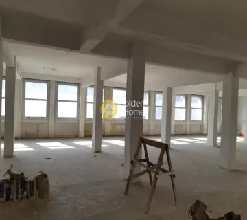 Office 450m<sup>2</sup> for sale photo 3