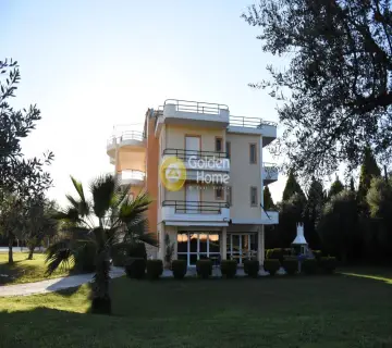 Hotel 1300m<sup>2</sup> for sale photo 20