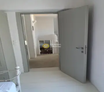 Maisonette Attached 138m<sup>2</sup> for sale photo 3