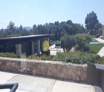Μονοκατοικία 280τ.μ. προς πώληση φωτογραφία 2