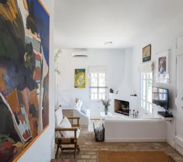 Villa 150m<sup>2</sup> for rent photo 1658221