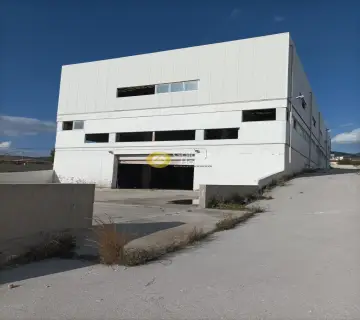 Industrial 7200m<sup>2</sup> for rent photo 3027971
