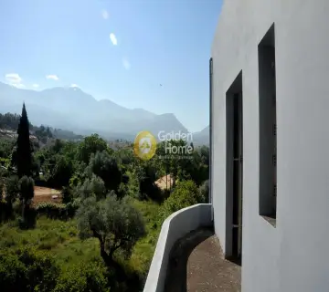 Maisonette Attached 290m<sup>2</sup> for sale photo 11