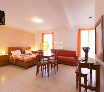 Hotel 600m<sup>2</sup> for sale photo 2