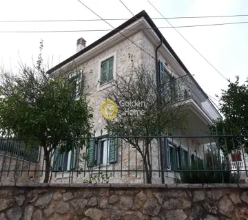 House 300m<sup>2</sup> for sale photo 3