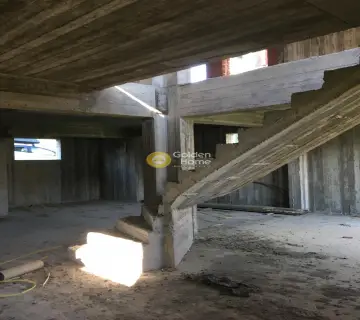 独立复式小屋 250m<sup>2</sup> for sale photo 11