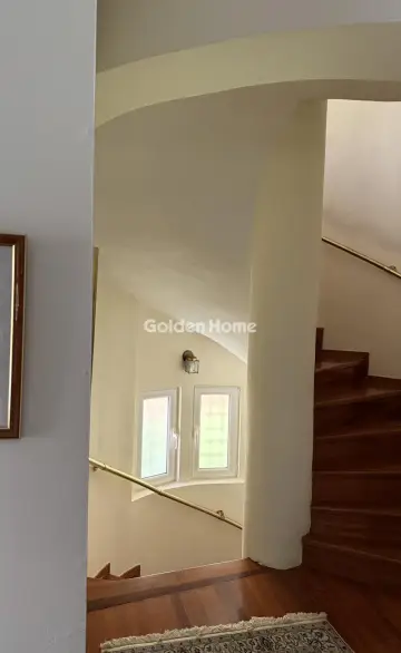 House 335m<sup>2</sup> for sale photo 13