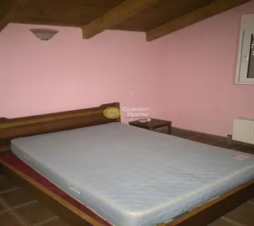 Independent Maisonette 235m<sup>2</sup> for sale photo 8