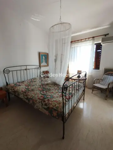 House 280m<sup>2</sup> for rent photo 13