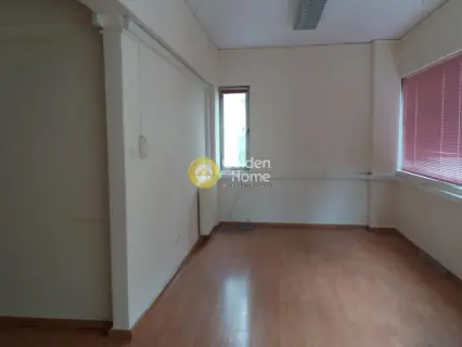 Office 600m<sup>2</sup> for rent photo 26