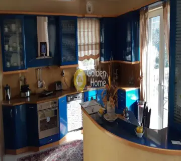 House 300m<sup>2</sup> for sale photo 3