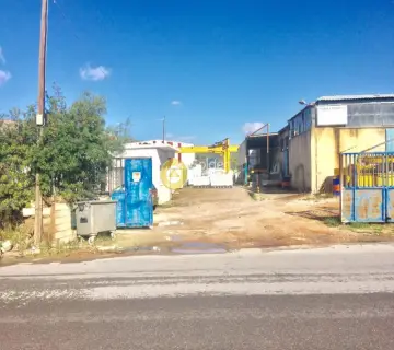 Independent Building 270m<sup>2</sup> for sale photo 1926382