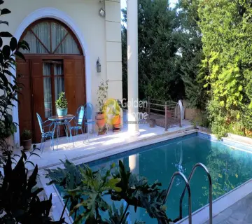 Independent Maisonette 250m<sup>2</sup> for sale photo 1