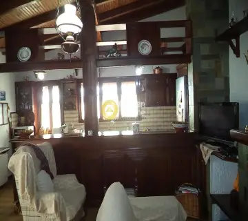 Independent Maisonette 300m<sup>2</sup> for sale photo 1962001