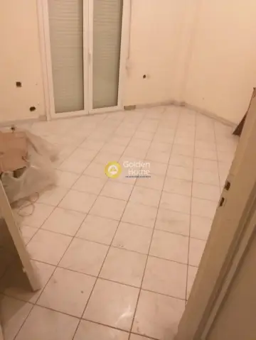 Store 70m<sup>2</sup> for rent photo 1