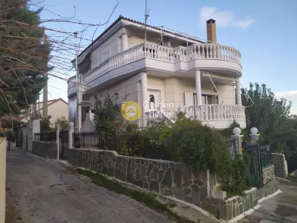 Independent Maisonette 277m<sup>2</sup> for sale photo 2