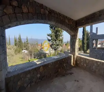 Μεζονέτα Ανεξάρτητη 201τ.μ. προς πώληση φωτογραφία 1