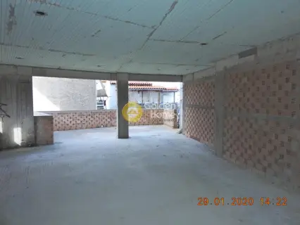 Building 550m<sup>2</sup> for sale photo 4