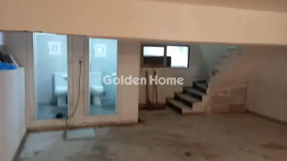 Store 200m<sup>2</sup> for sale photo 28