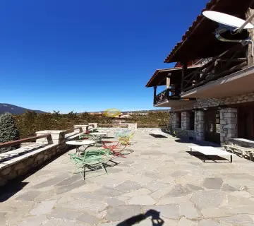 Hotel 390m<sup>2</sup> for sale photo 5