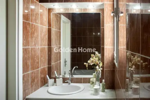 Floor Maisonette 300m<sup>2</sup> for rent photo 6