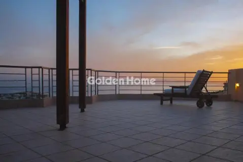 Floor Maisonette 300m<sup>2</sup> for rent photo 1