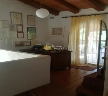 House 250m<sup>2</sup> for rent photo 17