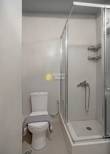 Independent Maisonette 250m<sup>2</sup> for rent photo 19