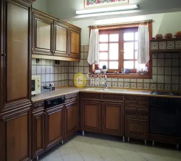 House 390m<sup>2</sup> for sale photo 10