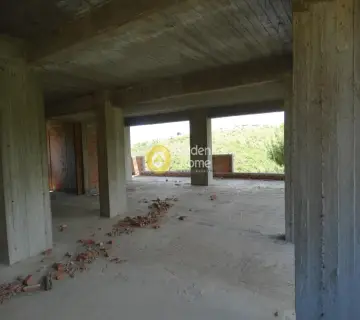 Κτίριο 424τ.μ. προς πώληση φωτογραφία 2
