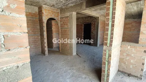 Floor Apartment 105m<sup>2</sup> for sale photo 5