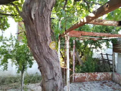 Οικιστικό 360τ.μ. προς πώληση φωτογραφία 2