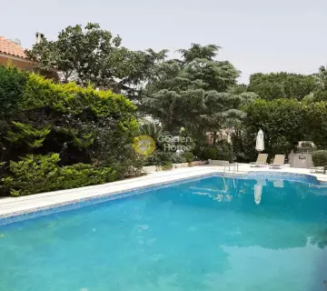 独立复式小屋 300m<sup>2</sup> for sale photo 1
