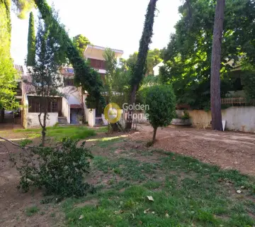 Residential 1400m<sup>2</sup> for sale photo 2