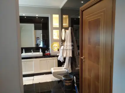 Floor Apartment 180m<sup>2</sup> for rent photo 49